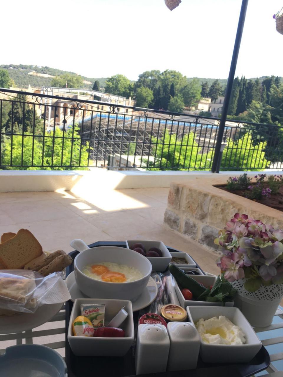 Beit Lebbos Boutique Hotel Байт-ед-Дін Екстер'єр фото